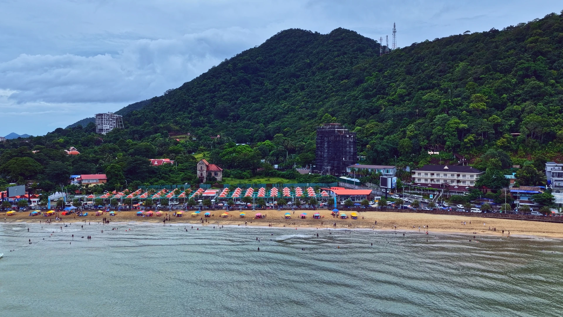 KEP BEACH | THE CENTER AREA